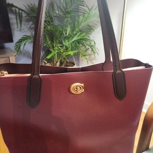Women's tote bag